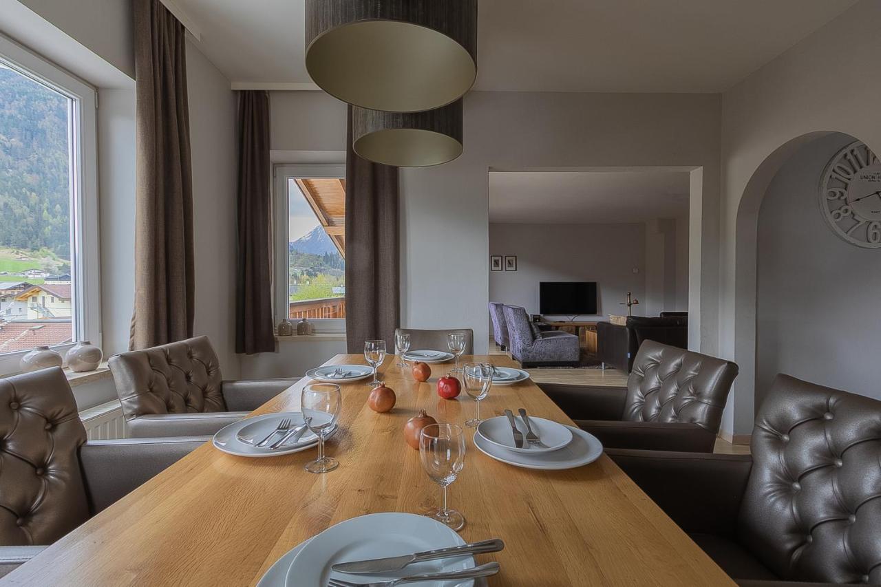 Haus Almkreek Apartment Kaprun Exterior photo